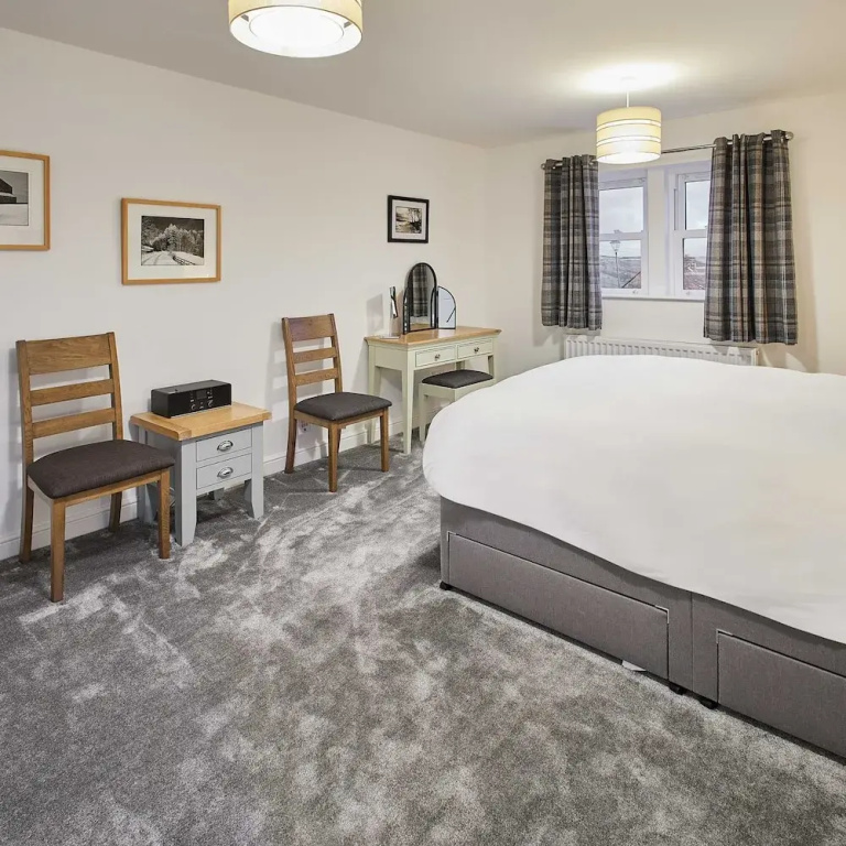 Host Stay Blayshaw House