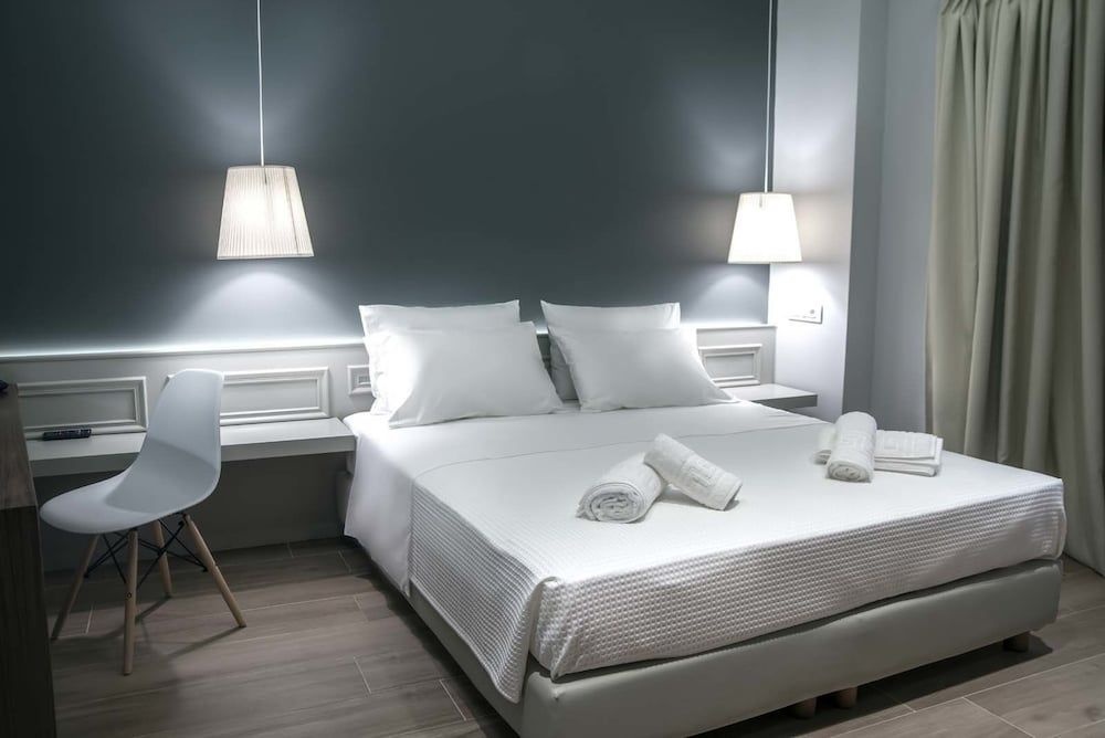 AD Athens Luxury Rooms & Suites