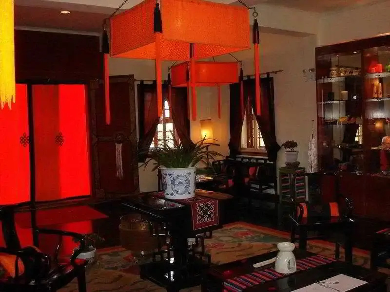 Gyalthang Dzong Shangri La