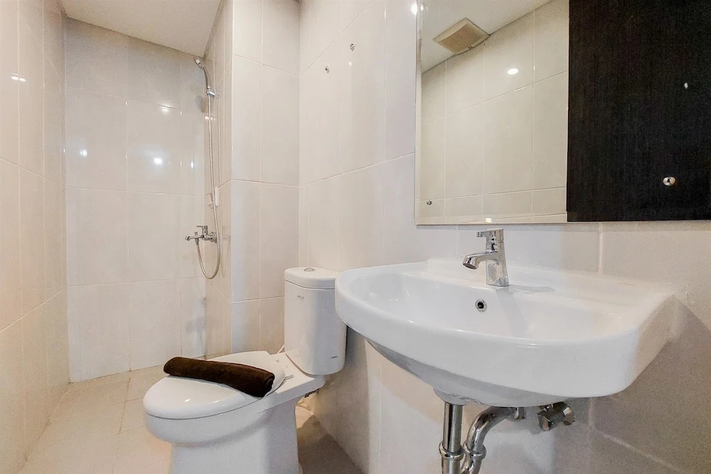 Luxurious 2Br At Serpong Garden Apartment