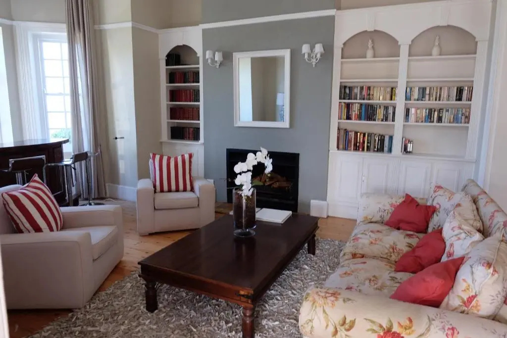 11 WESTCLIFF RENTALS