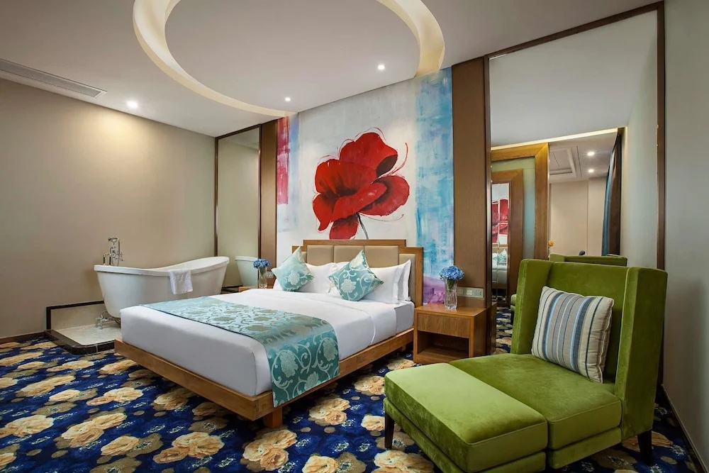 Ramada by Wyndham Taixing
