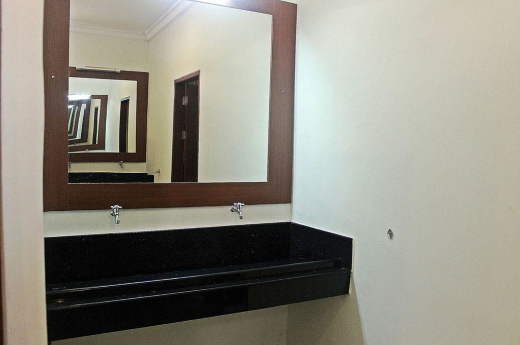 Mirah Hostel
