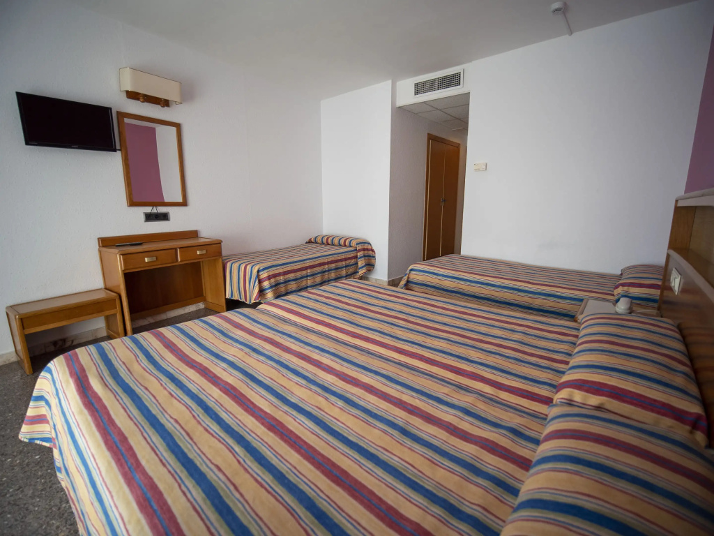 Отель Don Juan Tossa