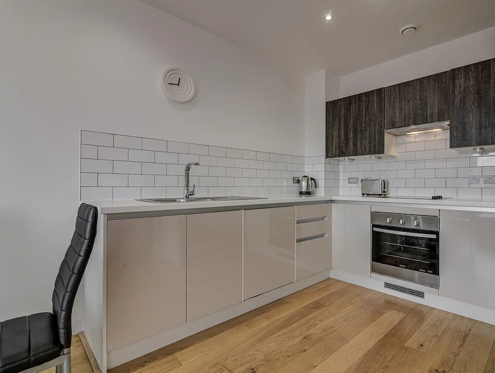 409 Chapel Street · Stylish, Clean 1 Bedroom Flat for 4