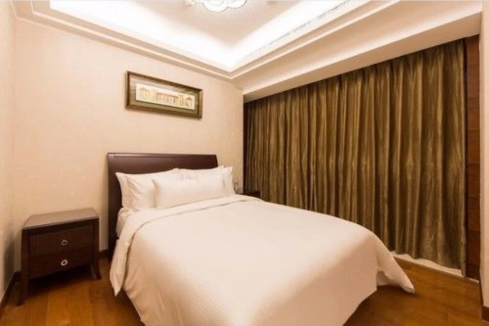 Qingdao Center Hotel and Apartment
