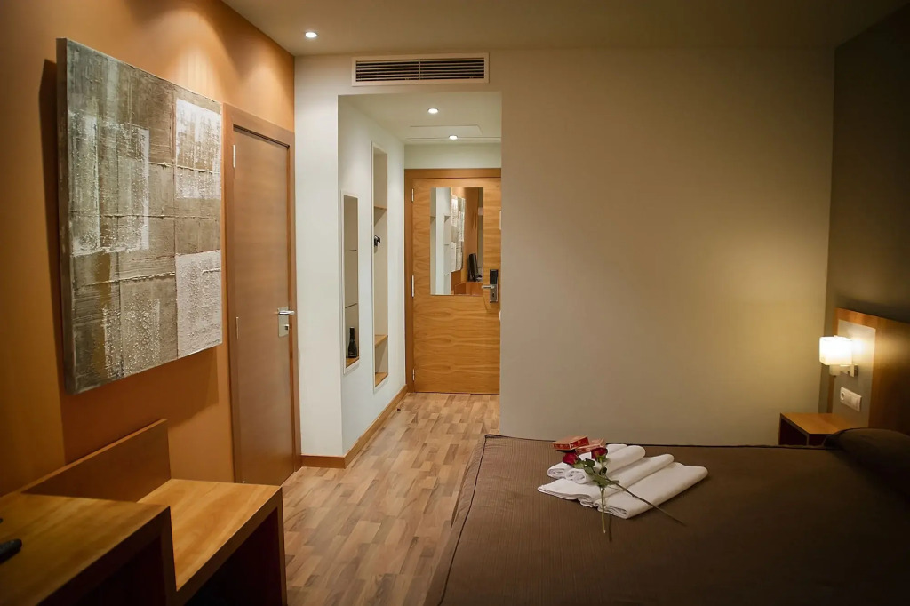 Hotel AS Torrent