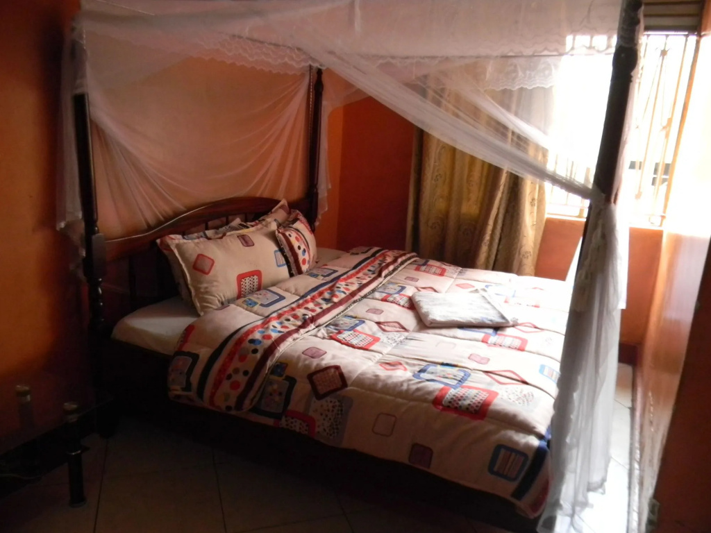 Marie Hotel