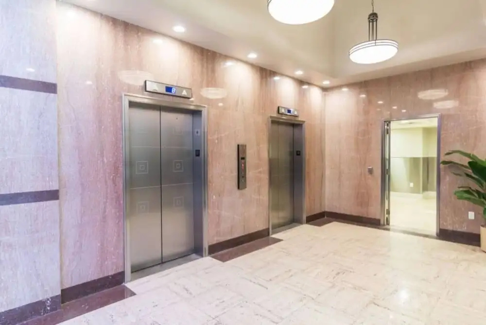 Captivating Condo near City Hot Spots