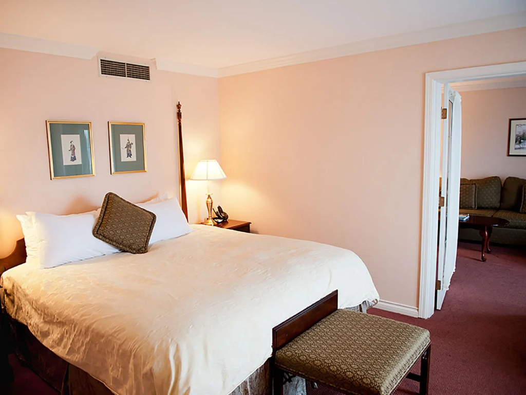 Hotel Grand Pacific