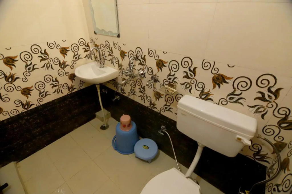 Hotel Comfort Inn Homestay