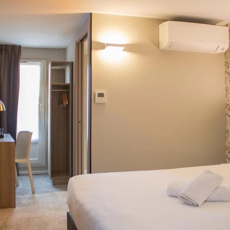 Brit Hotel Avignon Sud Le Calendal