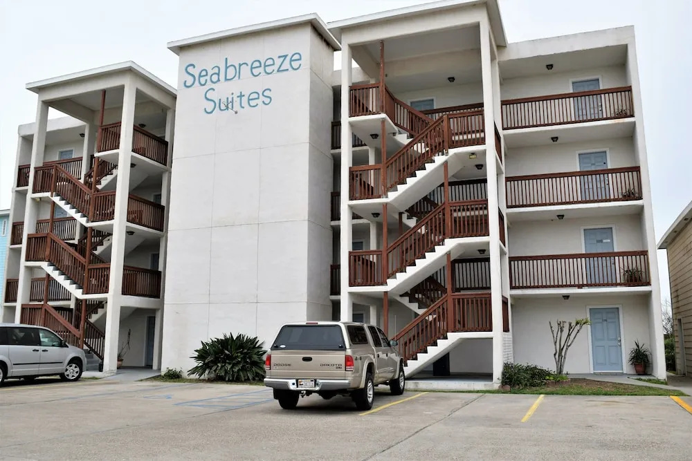 145 Sea Breeze - One Bedroom Condo