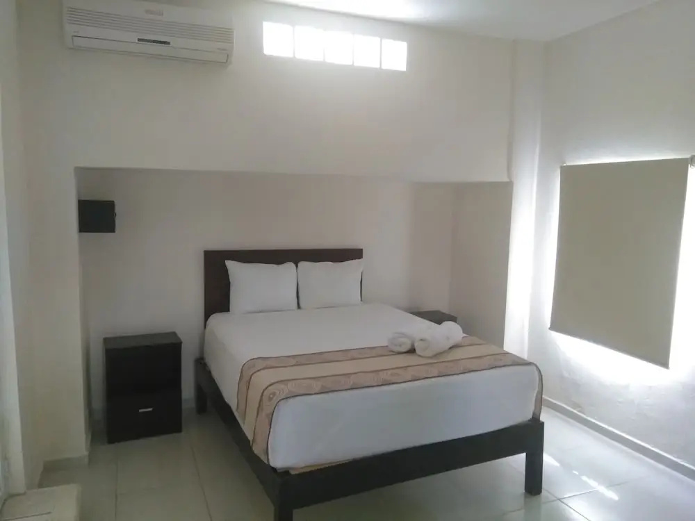 Maya Suites By LHMG