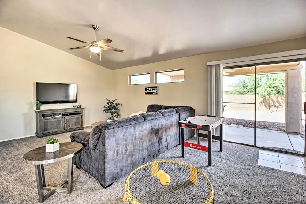 Oro Valley Home w/ Hot Tub & Mountain Views!