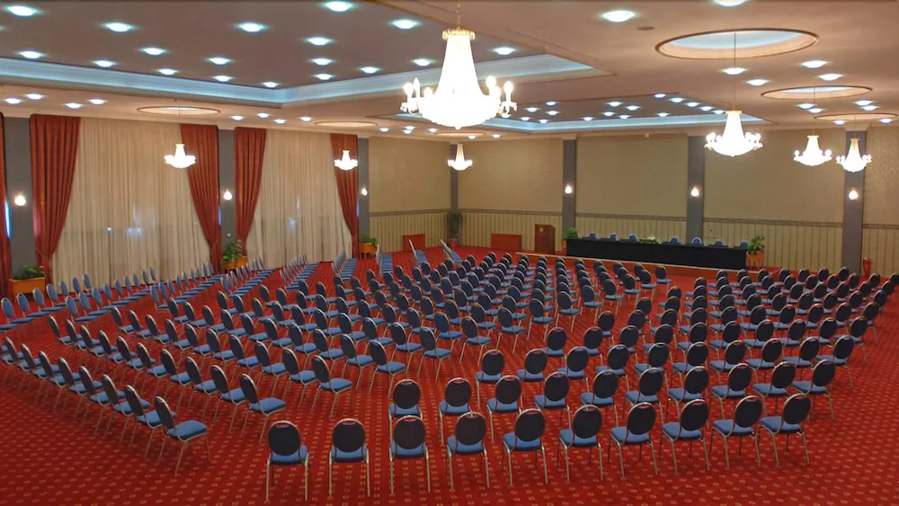 Aleksandar Palace Hotel Congress Center & SPA