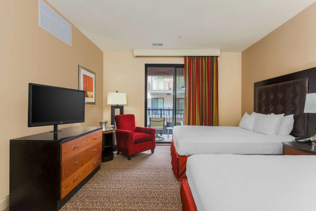 Hilton Promenade Branson Landing