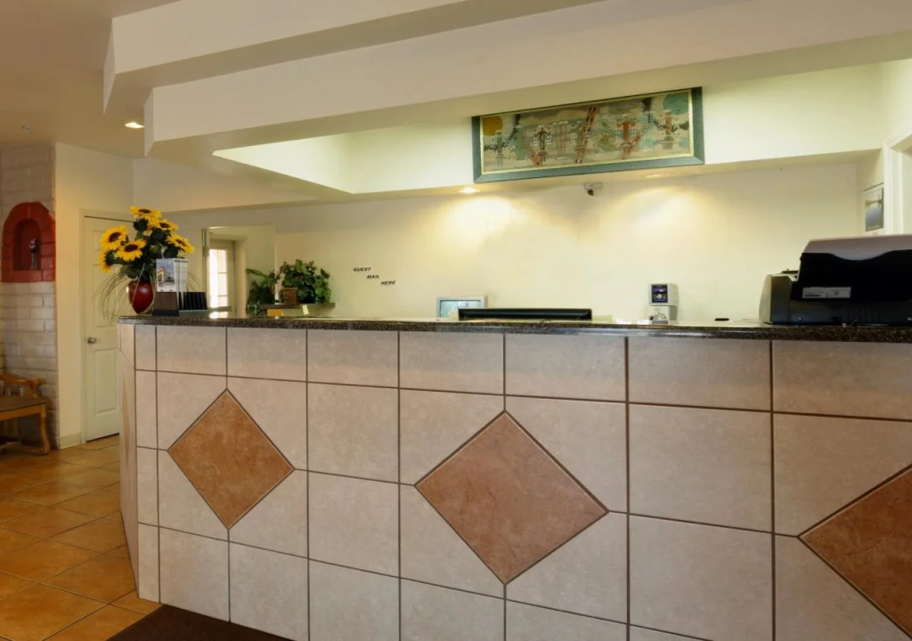 Americas Best Value Inn and Suites