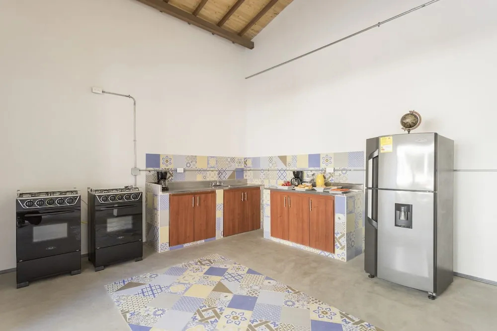 Gastón Coliving
