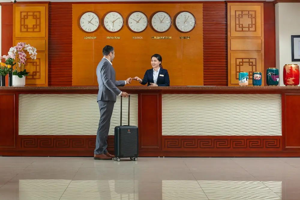 A25 Hotel - 705 Lac Long Quan