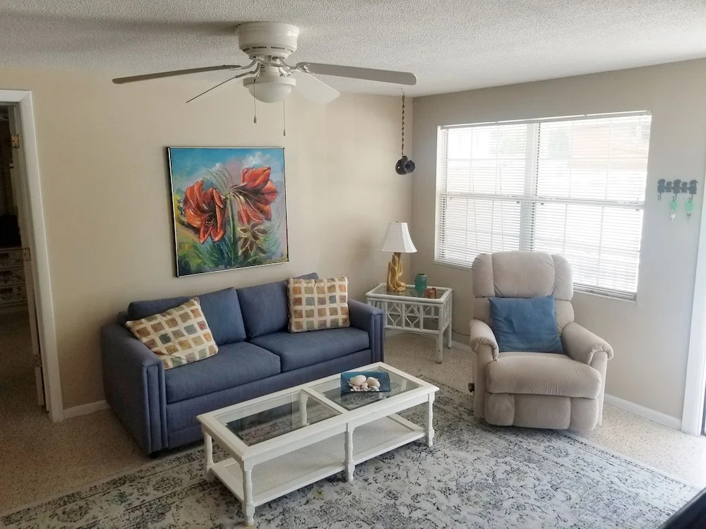 The Retreat at Anna Maria Island Inn