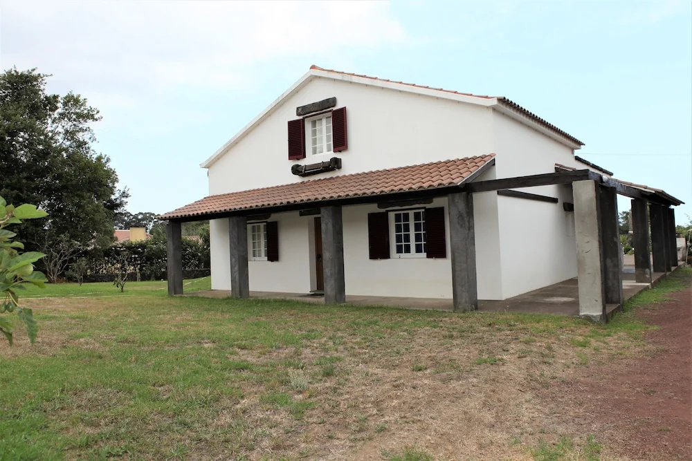 Batalha House by Green Vacations