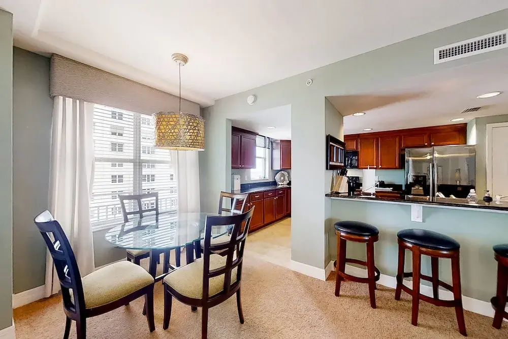 Daytona The Golden Leaf Opus Condos 702