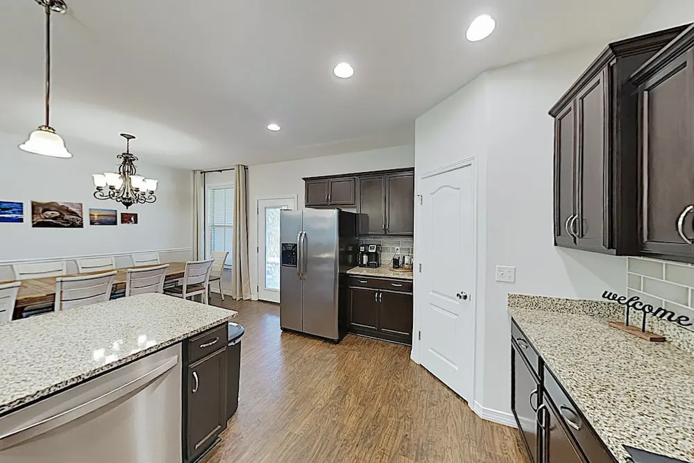 Cypress Breeze Plantation W/ Pool, Near Beach 4 Bedroom Home