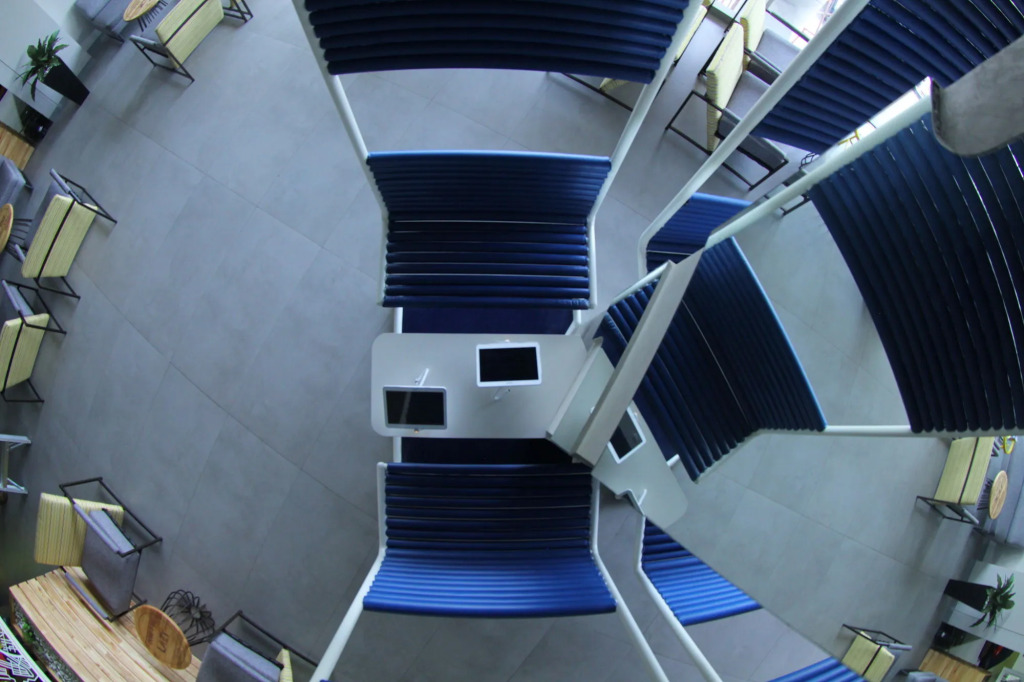 Yello Hotel Jemursari