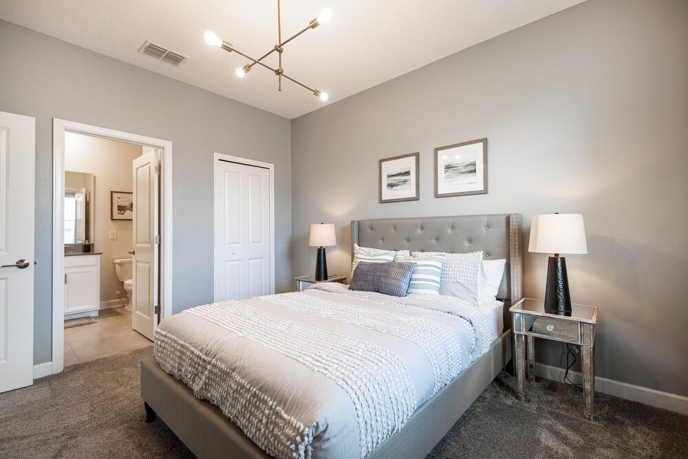 840dsd-the Retreat At Championsgate 7 Bedroom Home by RedAwning