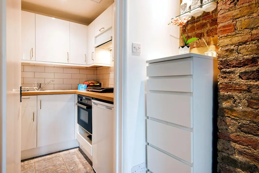 The Lovely Longridge Road Apartment - ESI