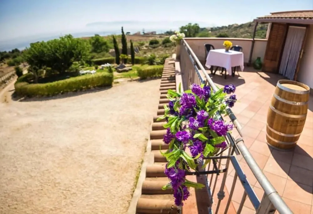 Studio in Scopello, With Wonderful sea View, Enclosed Garden and Wifi - 300 m From the Beach