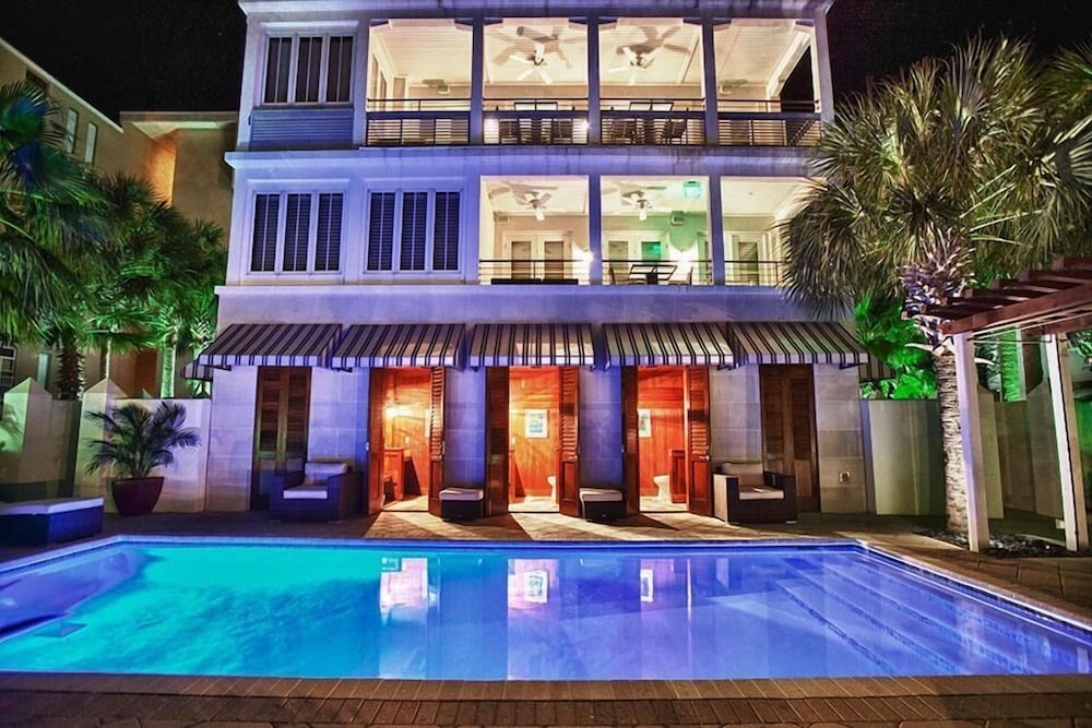 OLYMPIA SAND DOLLAR SUITE 2 Bedroom Holiday Home by Five Star Properties