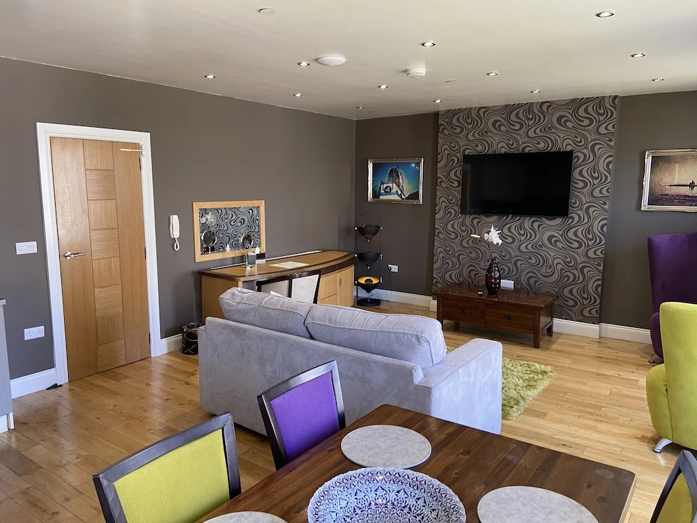 Halvard Apartments at Castletown