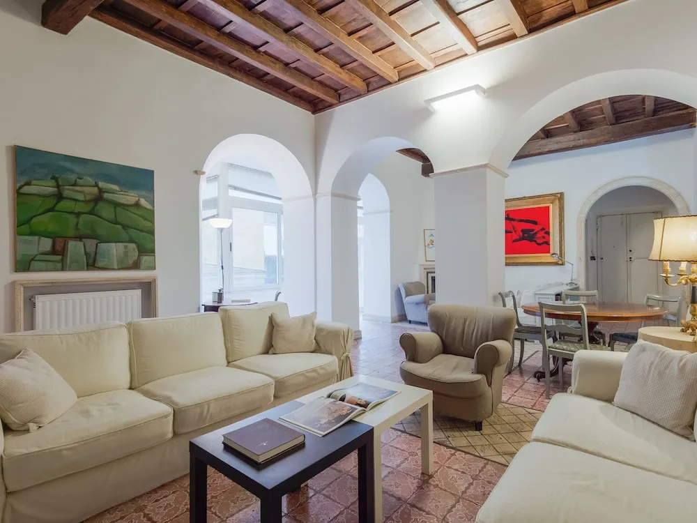 Rsh Condotti Exclusive Apartment