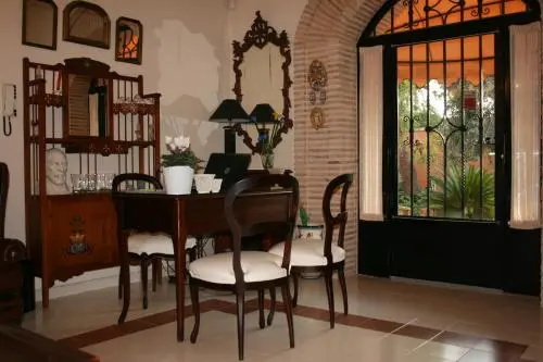Valencia Country House