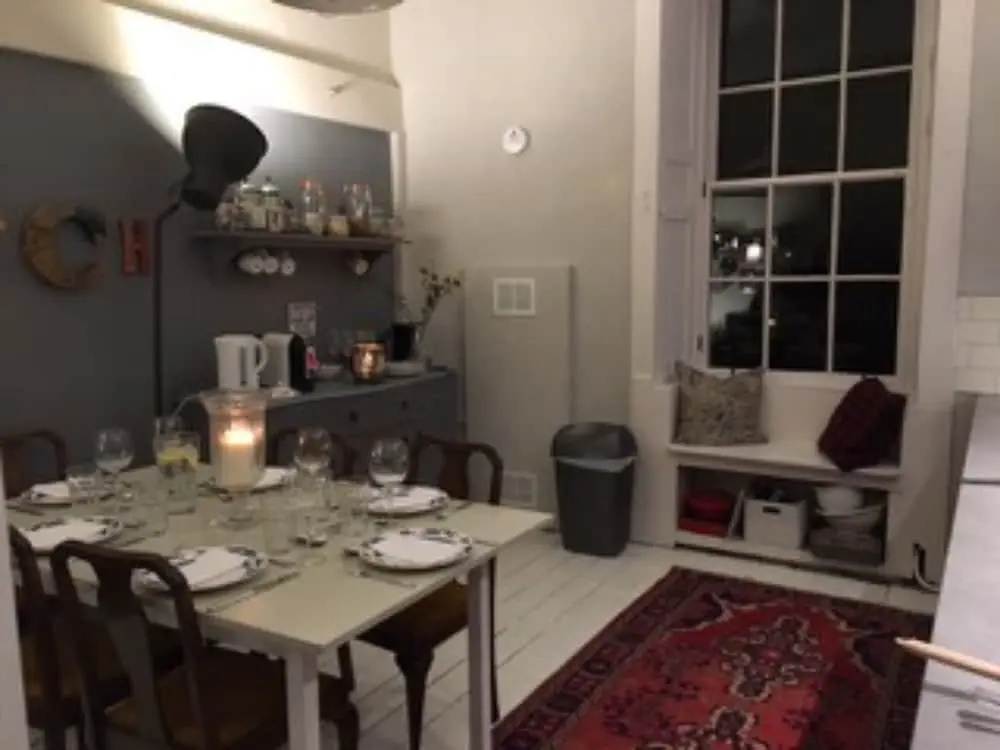 Elegant 2 Bedroom Home in City Centre