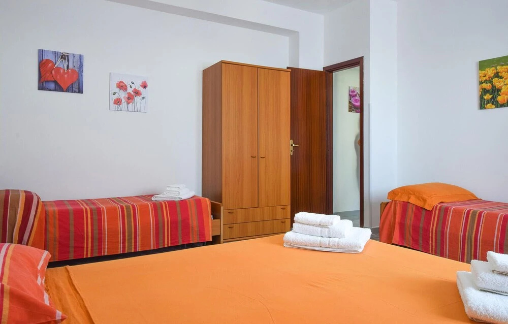 Stunning Apartment in Briatico With 1 Bedrooms and Wifi