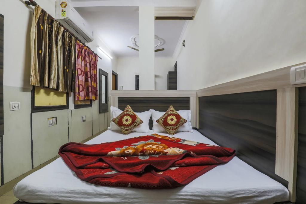 Hotel Sweet Home DX I Nearby New Delhi Railway Station