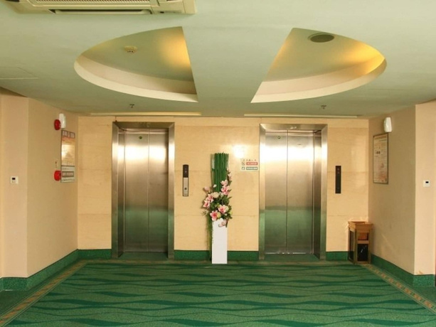 GreenTree Inn Guangdong Shenzhen Buji Long Dragon Express Hotel