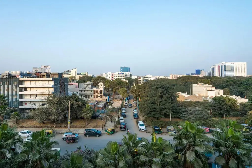 Itsy Hotels Saina Stay Inn