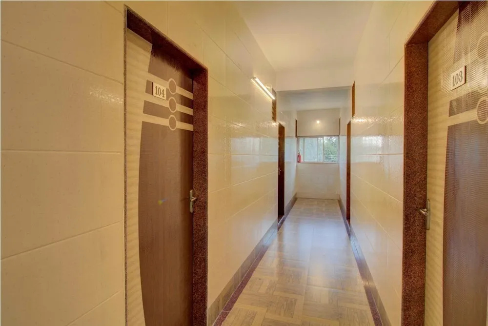 Treebo Paradise Inn, Panchgani