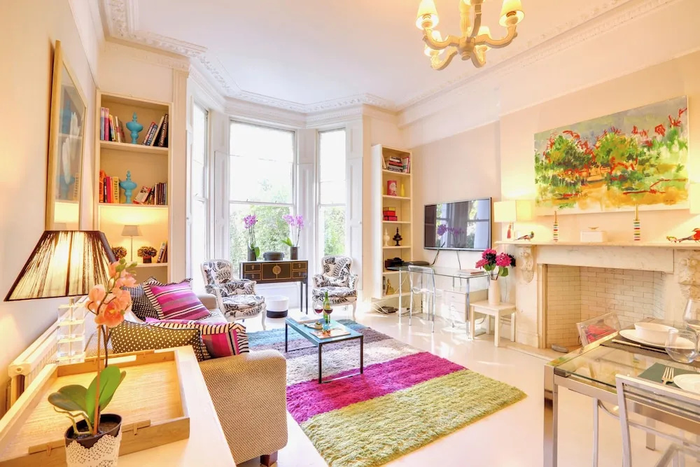 Stylish Kensington Living