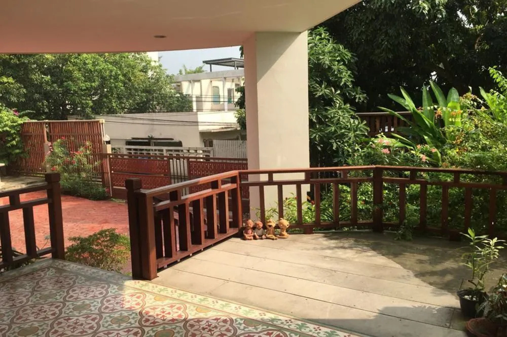 Baan Salin Suites