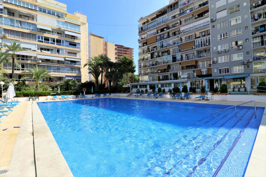 Bermudas 814 in Benidorm