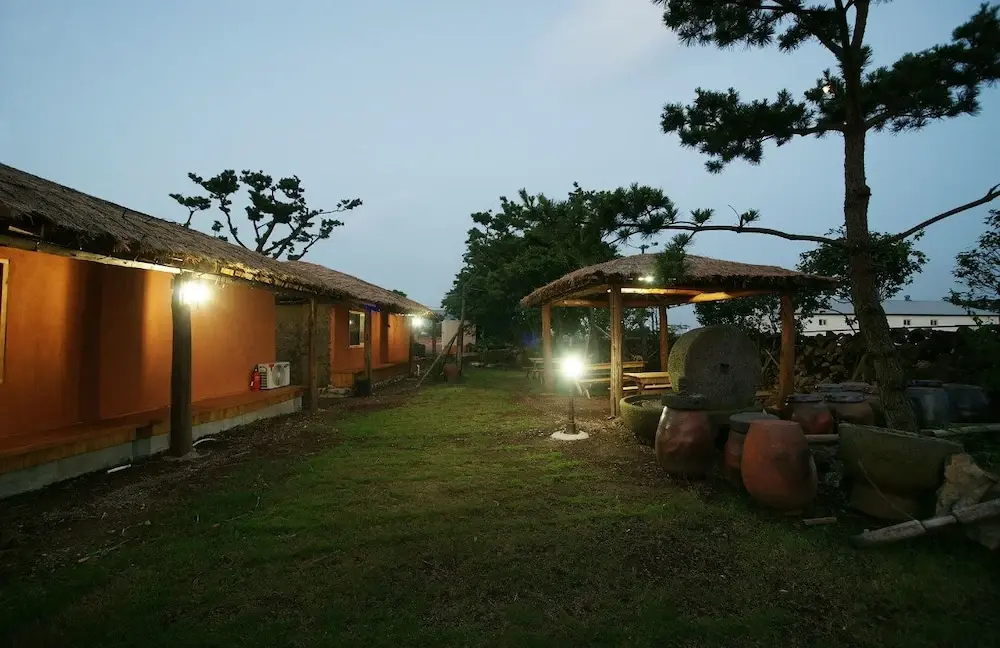 Chan's House Pension