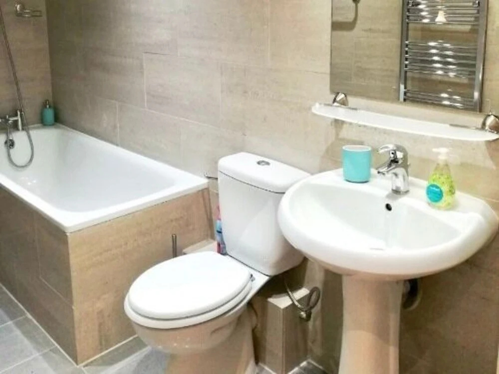 2 Bed Earls Court Hfs14
