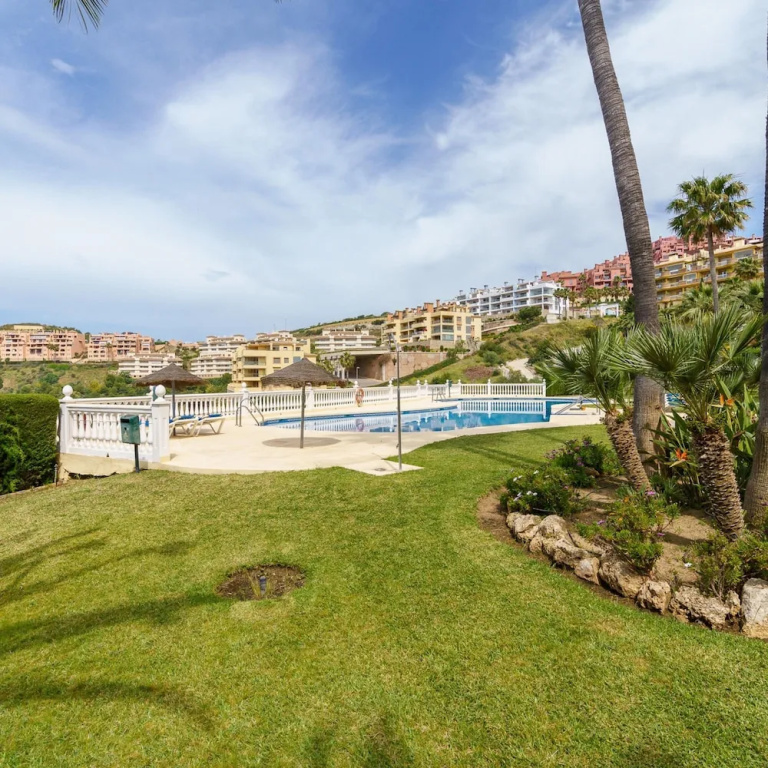 Seaview Sunny Altos De Calahonda Pool