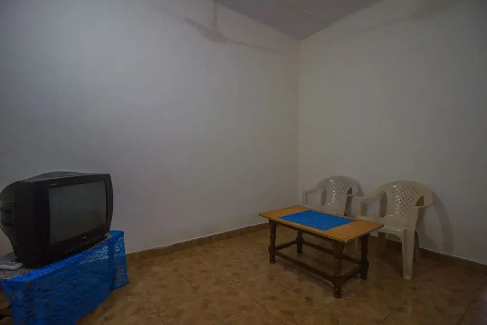 OYO Home 16483 Garden View 1BHK