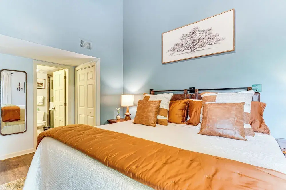 Ski, Hike & Explore: Mtn-view Haven in Gatlinburg!